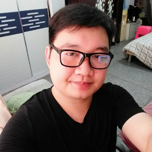 愛吃魚的胖子