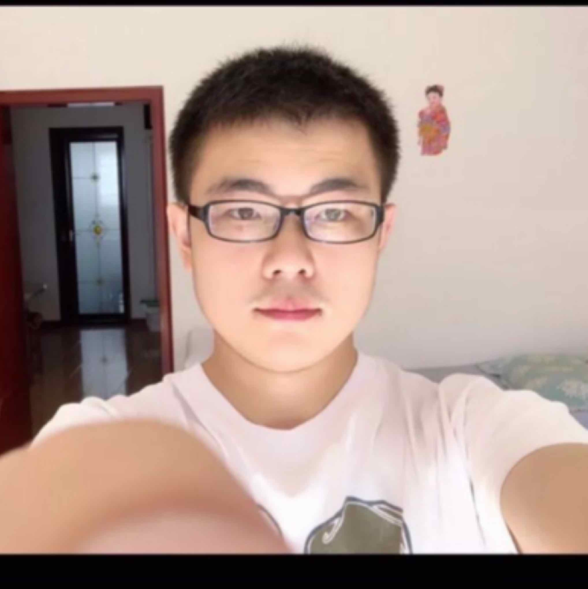粉嫩的萌新作者